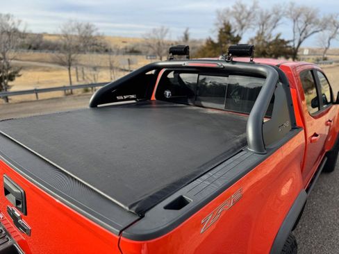 Used 2019 Chevrolet Colorado ZR2 w/ ZR2 Dusk Special Edition image 6