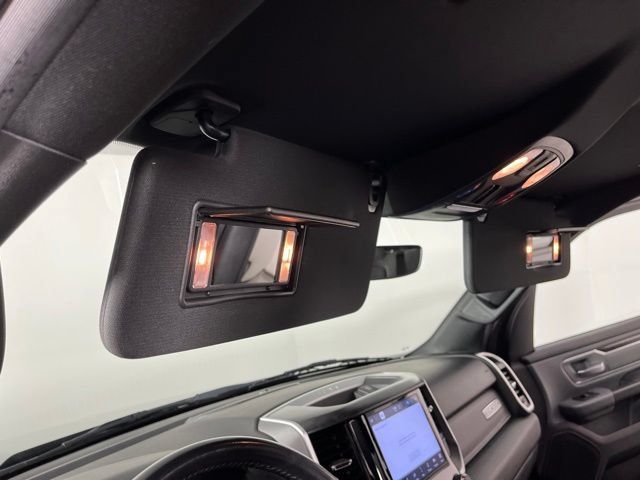 Used 2022 RAM 1500 Big Horn AWD/4WD image 39