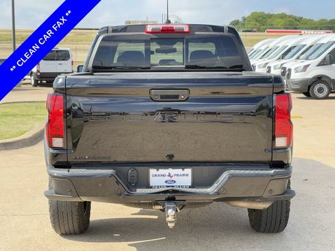 Used 2025 Chevrolet Colorado Trail Boss AWD/4WD image 7