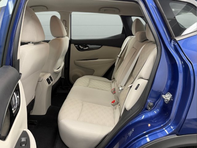 Used 2021 Nissan Rogue Sport SV FWD image 31