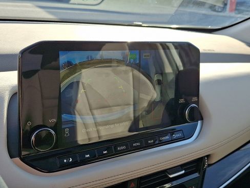 Certified 2023 Nissan Rogue SL w/ SL Premium Package image 19