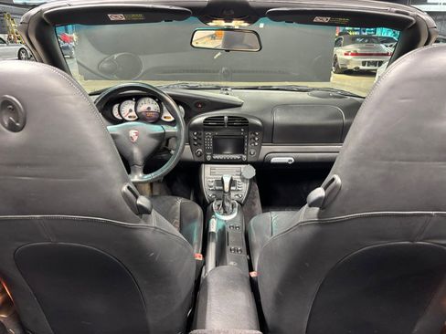 Used 2004 Porsche 911 Carrera 4S AWD/4WD image 18