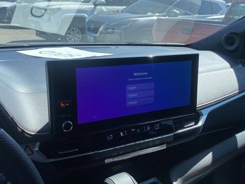 Used 2026 Toyota Sienna XSE FWD image 8