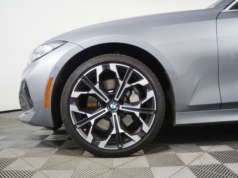Certified 2025 BMW 330i Sedan image 7