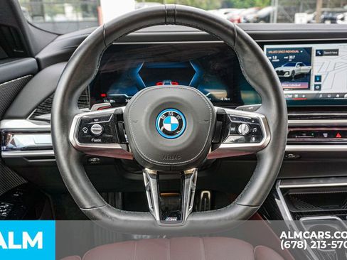 Used 2025 BMW i7 eDrive50 w/ M Sport Package image 29