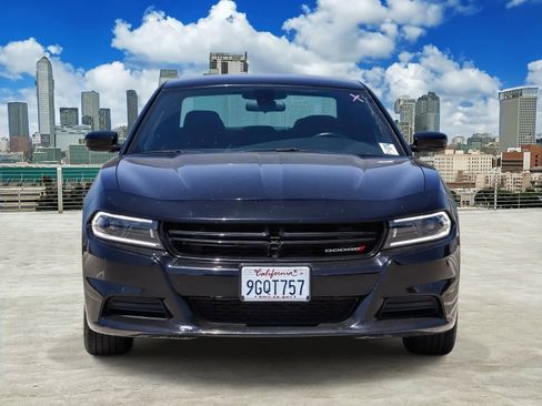 Used 2023 Dodge Charger SXT RWD image 2