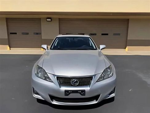 Used 2012 Lexus IS 250 w/ Premium Pkg Value Edition image 2