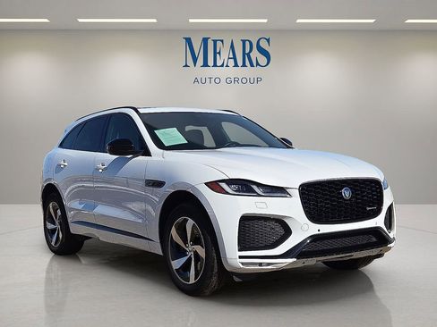 Used 2024 Jaguar F-PACE R-Dynamic S image 7