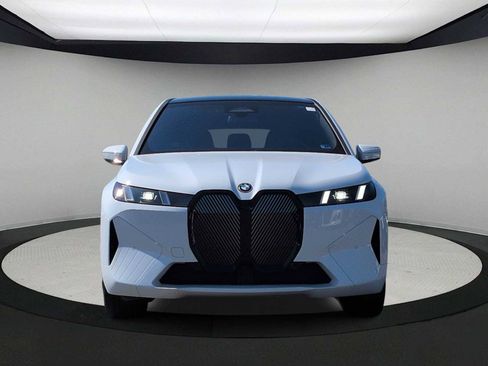 New 2026 BMW iX xDrive45 image 3