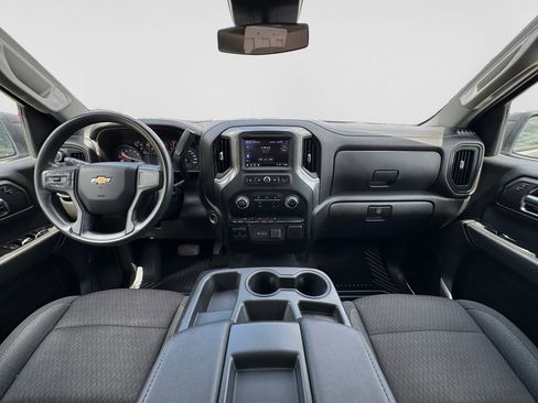 Used 2023 Chevrolet Silverado 1500 Custom AWD/4WD image 15