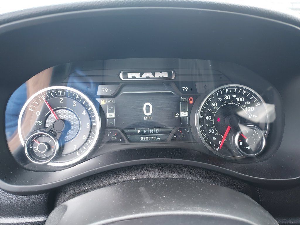 Used 2024 RAM 2500 Big Horn w/ Safety Group AWD/4WD image 18
