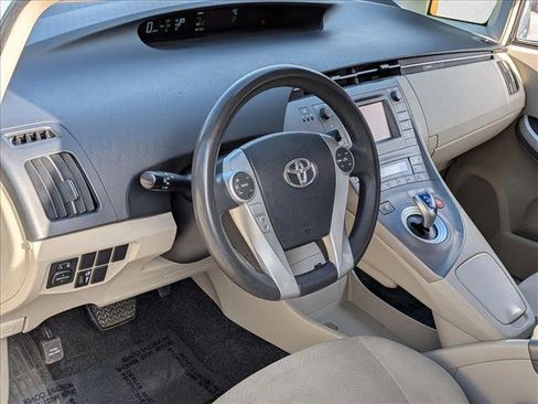 Used 2013 Toyota Prius Two FWD image 10