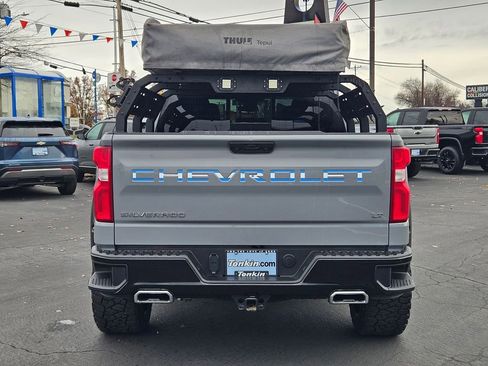 Used 2024 Chevrolet Silverado 1500 LT Trail Boss w/ Convenience Package II image 5