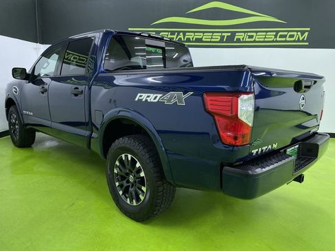 Used 2017 Nissan Titan PRO-4X image 7