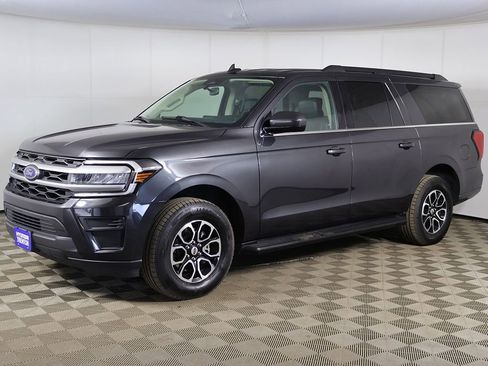 Used 2024 Ford Expedition Max XLT AWD/4WD image 10