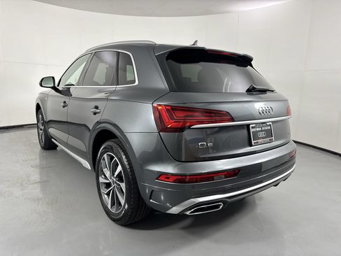 Used 2023 Audi Q5 2.0T Premium w/ Convenience Package AWD/4WD image 7