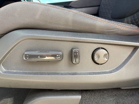 Certified 2023 Honda Pilot Sport image 22