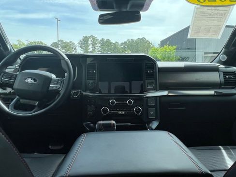Used 2025 Ford F150 Raptor AWD/4WD image 10