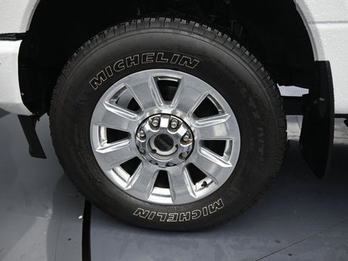 Used 2021 Ford F350 Platinum image 10