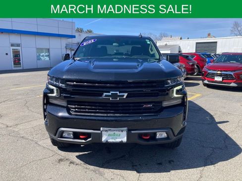 Used 2022 Chevrolet Silverado 1500 LT Trail Boss w/ Bed Protection Package image 2