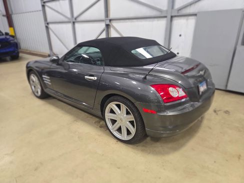 Used 2005 Chrysler Crossfire Limited image 11