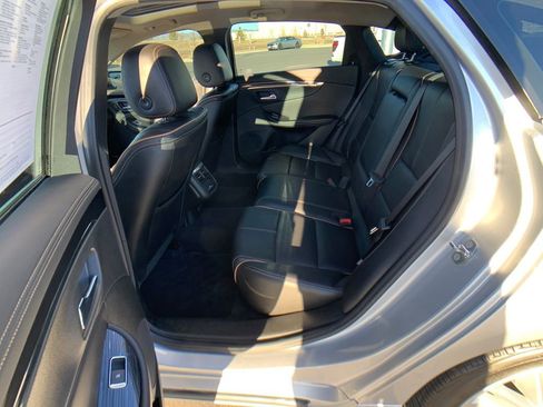 Used 2017 Chevrolet Impala Premier w/ Enhanced Convenience Package image 26