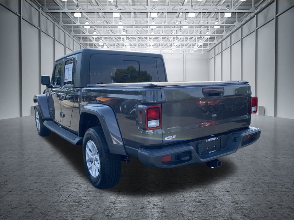Used 2023 Jeep Gladiator Sport AWD/4WD image 7