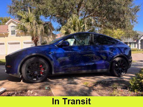 Used 2024 Tesla Model Y Long Range AWD/4WD image 1