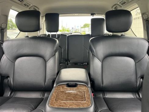 Used 2016 INFINITI QX80 4WD w/ Driver's Assistance Package image 21