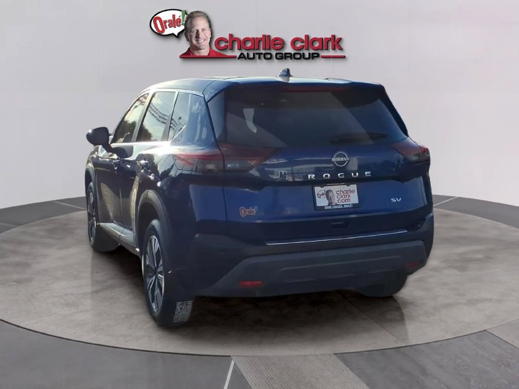 Used 2023 Nissan Rogue SV FWD image 3