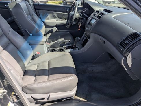 Used 2007 Honda Accord EX image 32