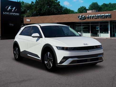 New 2026 Hyundai Ioniq 5 SEL image 18