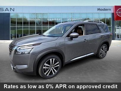 New 2025 Nissan Pathfinder Platinum