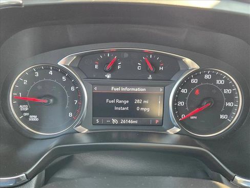 Used 2025 Chevrolet Blazer LT FWD image 11