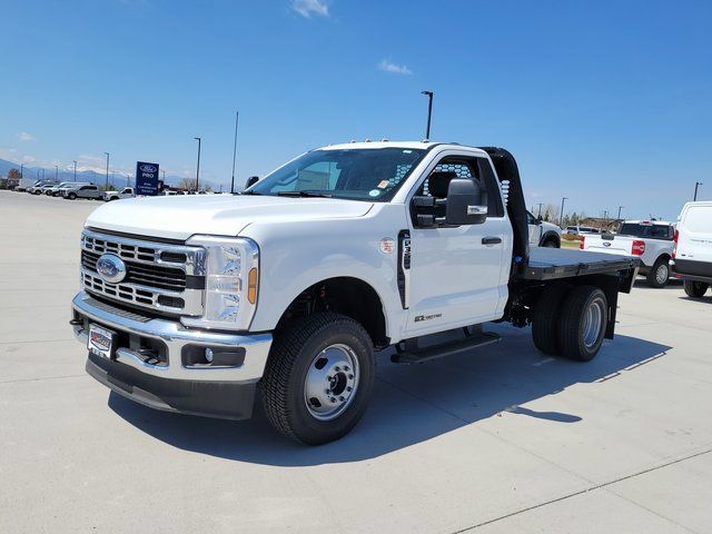 New 2025 Ford F350 XL w/ XL Chrome Package AWD/4WD image 4
