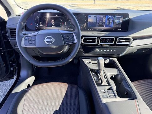 New 2026 Nissan Sentra SR w/ Floor Mat Package image 17