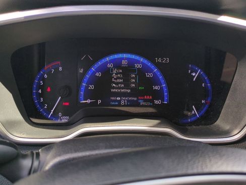 Used 2020 Toyota Corolla XLE image 11