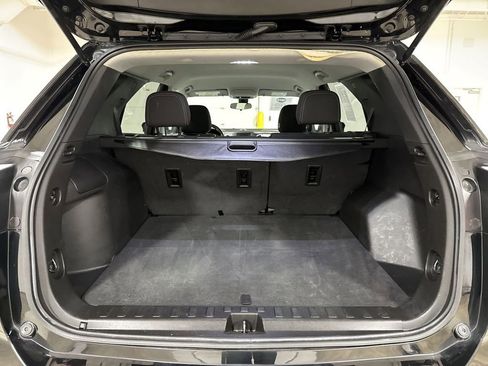 Used 2022 Chevrolet Equinox LS FWD image 23
