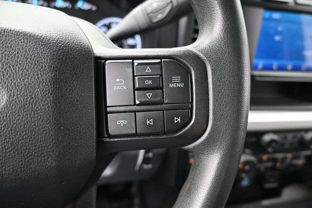Used 2024 Ford F350 XLT AWD/4WD image 21