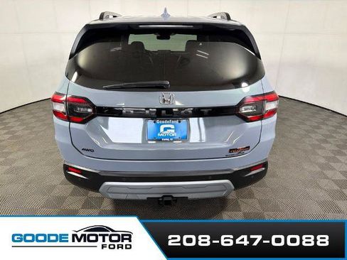 Used 2024 Honda Pilot TrailSport image 6