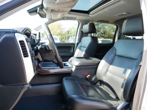 Used 2018 GMC Sierra 1500 SLT image 35