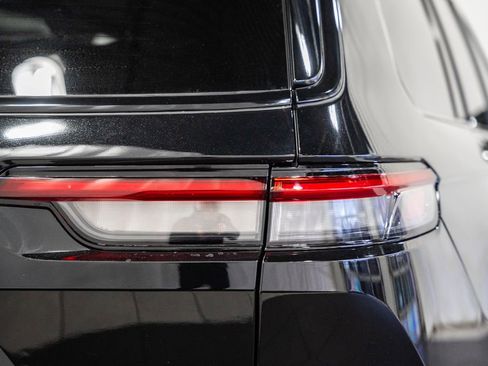 New 2025 Jeep Grand Cherokee L Altitude image 6