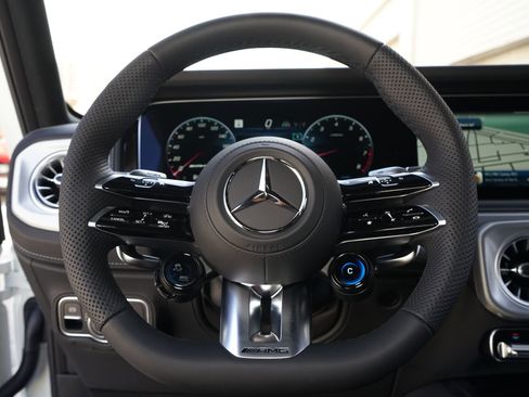Used 2026 Mercedes-Benz G 63 AMG 4MATIC image 13