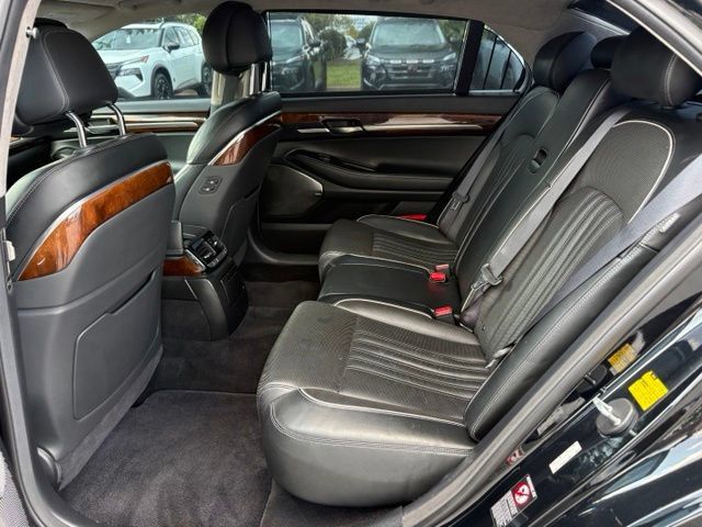 Used 2017 Genesis G90 3.3T Premium RWD image 24