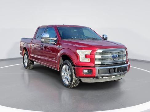 Used 2015 Ford F150 Platinum w/ Equipment Group 701A Luxury image 2