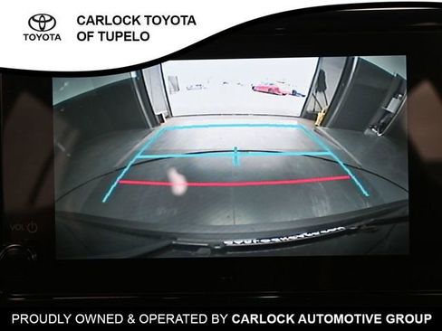 Used 2025 Toyota Corolla Cross L image 12