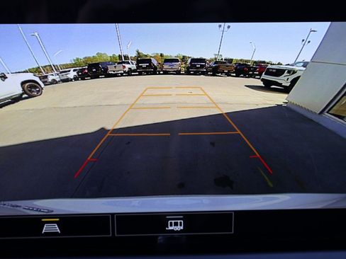 New 2025 Chevrolet Blazer LT image 24