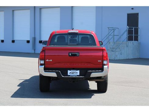 Used 2021 Toyota Tacoma SR5 image 3