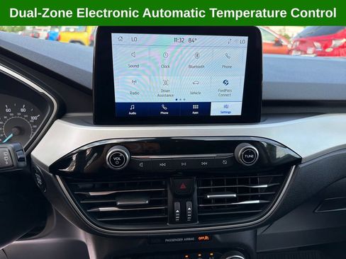 Used 2022 Ford Escape SE w/ Convenience Package FWD image 21