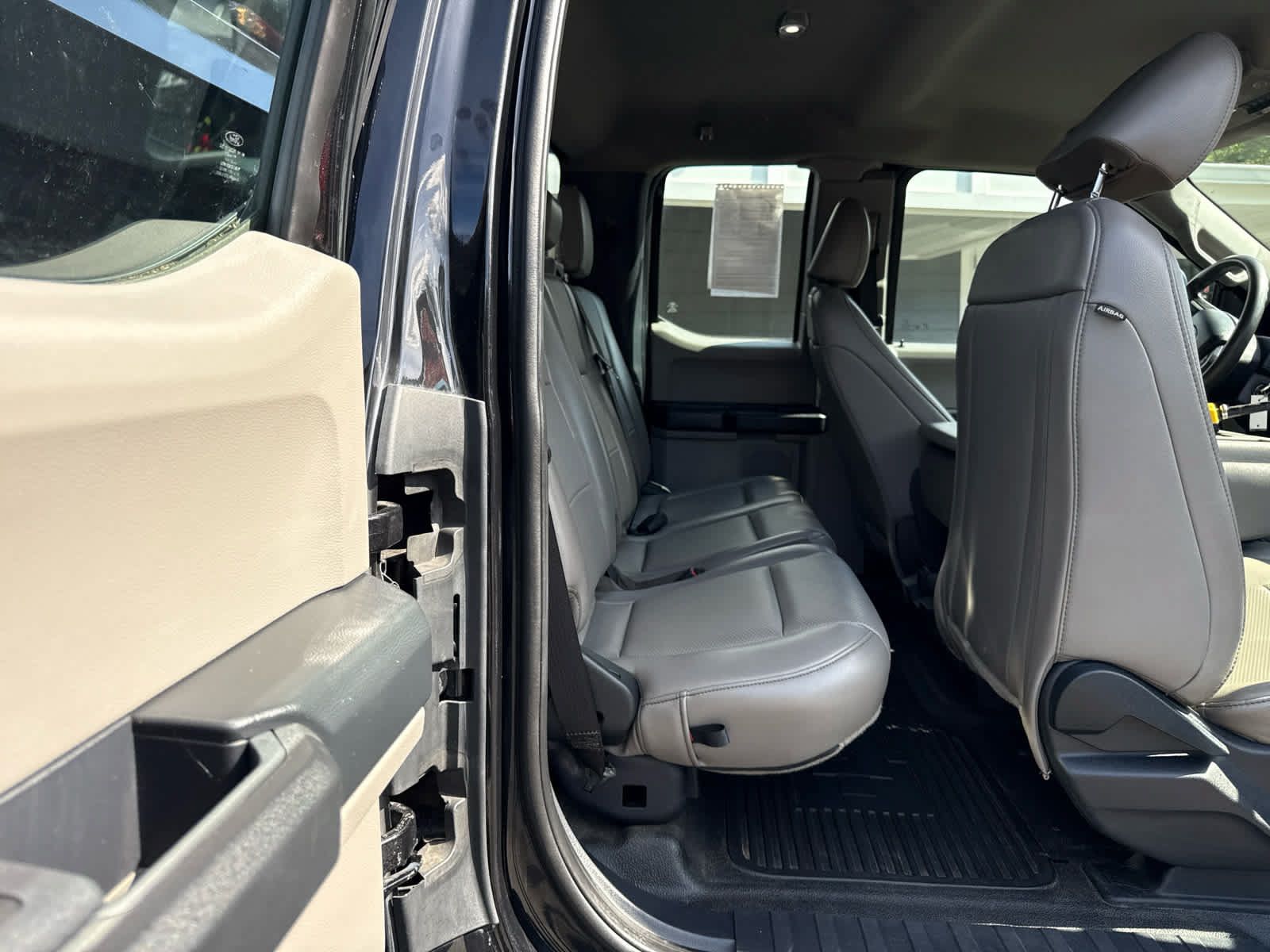 Used 2022 Ford F350 XL w/ Power Equipment Group AWD/4WD image 18